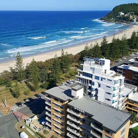 Wyuna Beachfront Holiday Apartments Gold Coast Esterno foto