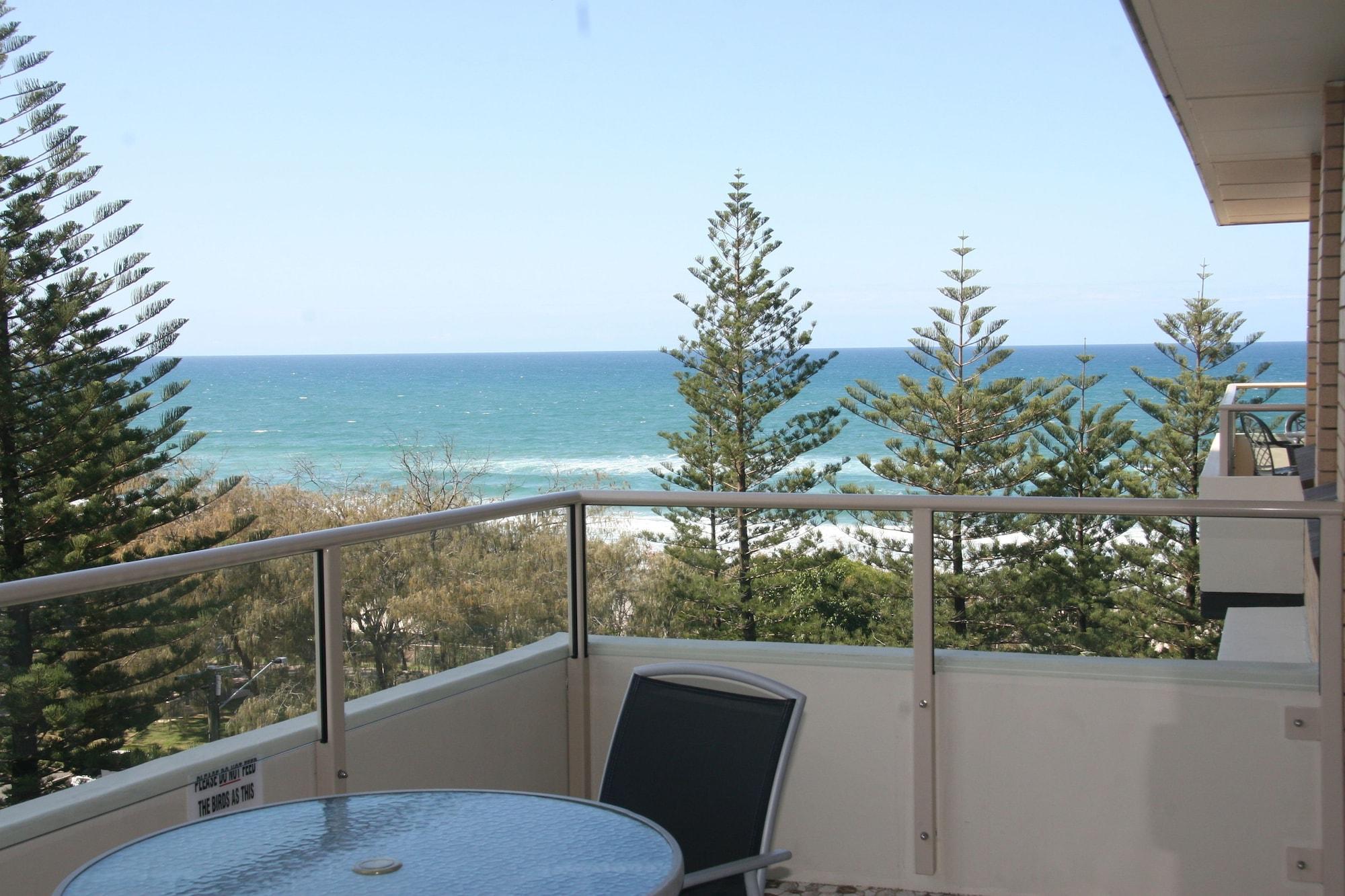 Wyuna Beachfront Holiday Apartments Gold Coast Esterno foto