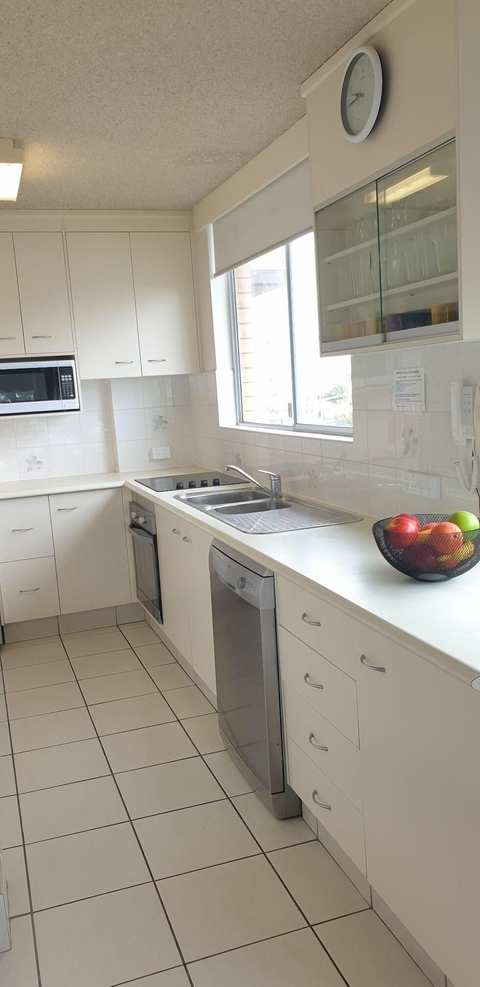 Wyuna Beachfront Holiday Apartments Gold Coast Esterno foto