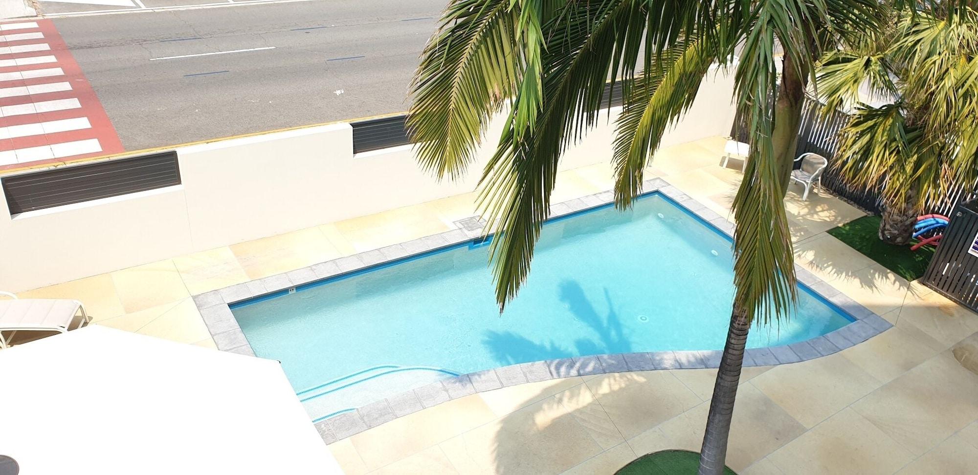 Wyuna Beachfront Holiday Apartments Gold Coast Esterno foto