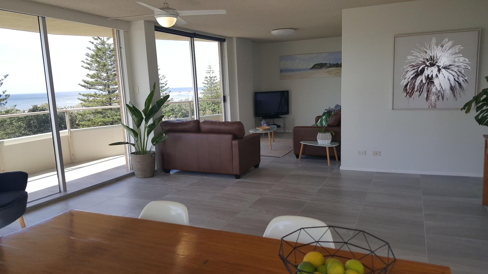 Wyuna Beachfront Holiday Apartments Gold Coast Esterno foto