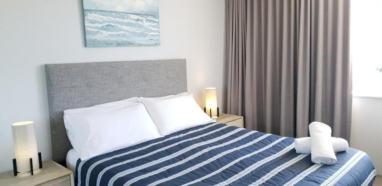 Wyuna Beachfront Holiday Apartments Gold Coast Esterno foto