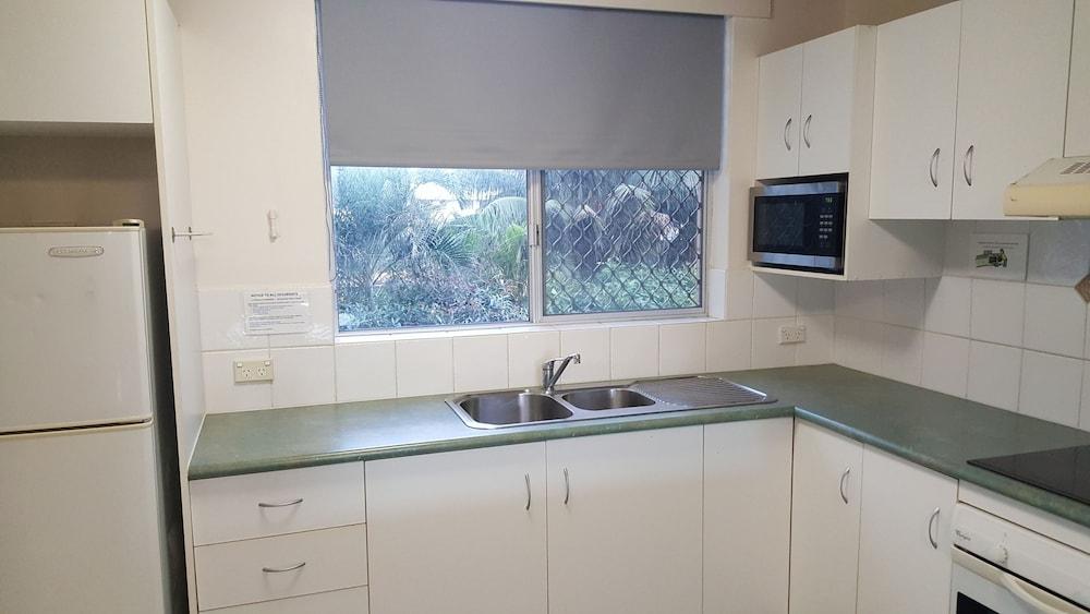 Wyuna Beachfront Holiday Apartments Gold Coast Esterno foto